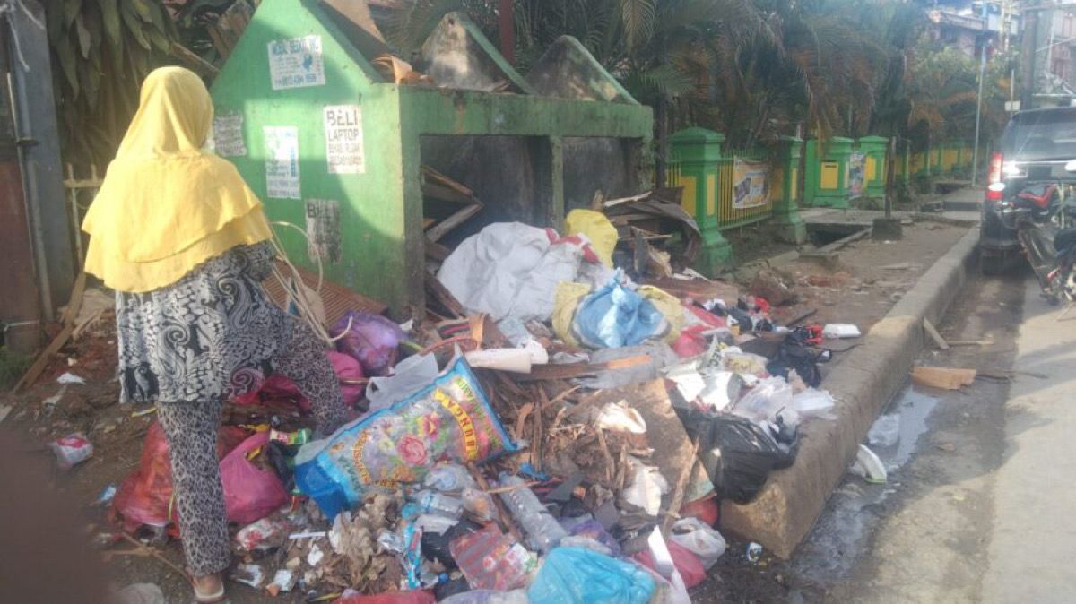 Tempat Penampungan Sampah (TPS) di Kelurahan Korumba, Kecamatan Mandonga, Kota Kendari. Foto: Istimewa.