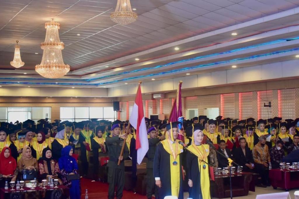 Universitas Sembilanbelas November (USN) Kolaka mewisuda 525 Mahasiswa(i) nya, pada Rabu (30/08/2022). Foto: Diskominfo Kabupaten Kolaka.
