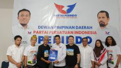 Pj. Bupati Bogor bakal Bertarung di Pilwali Kota Kendari, Ambil Formulir di Partai Perindo. Foto: Aldho/Sultra Informasi.